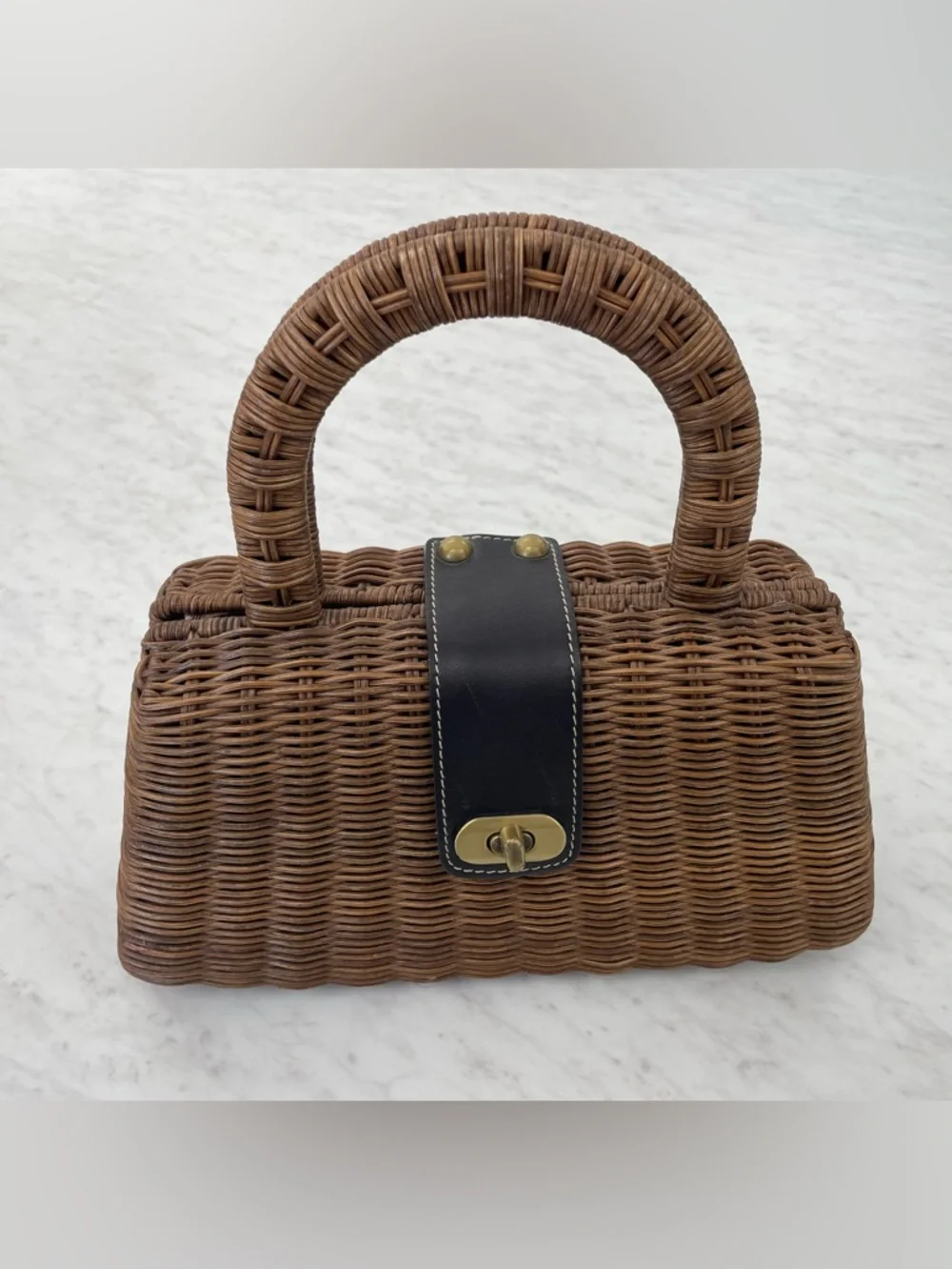 Vintage - Maxx New York Brown Whicker Rattan Purse Brown with Gold Hardware - Picture 1 of 11
